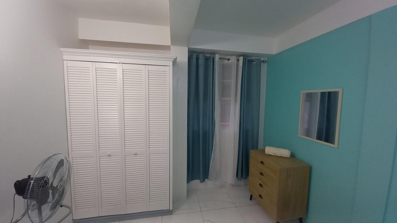 Cozy Vacation Retreat With Free Parking Apartment Roseau Luaran gambar